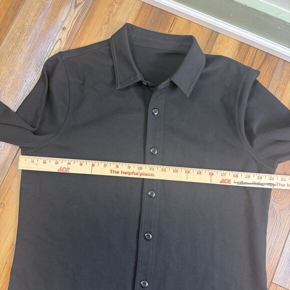 Vuori Men's Casual Button Down Shirt - Black - Picture 11 of 13